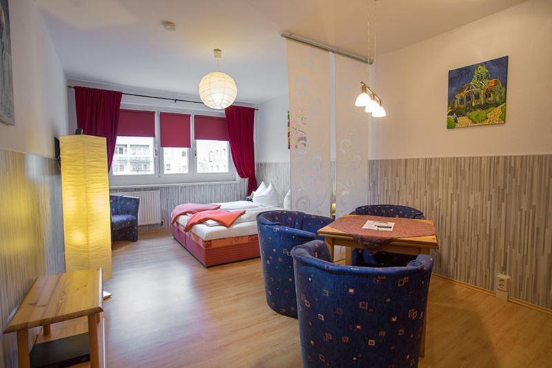 H& Apartments im Herzen der Stadt teilweise mit Balkon ruhig zentral modern mit Küche Greifswald Exterior foto