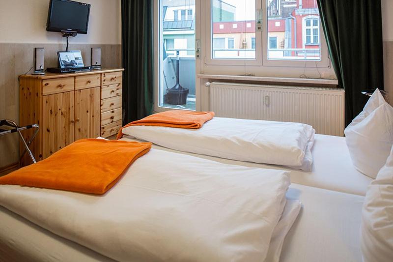 H& Apartments im Herzen der Stadt teilweise mit Balkon ruhig zentral modern mit Küche Greifswald Exterior foto